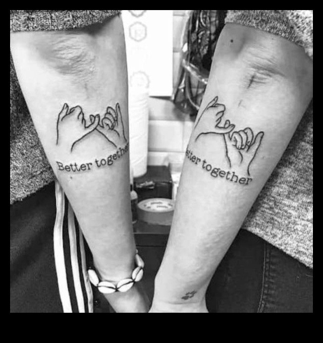Τατουάζ Romance: Expressing Love's Depth with Couple Tattoos