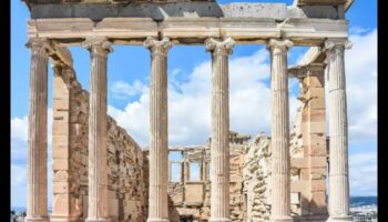Ionic Impressions: Elegant Columns in Greek Architecture